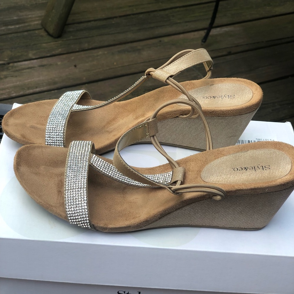 Women’s Style & Co wedge sandal sz 8